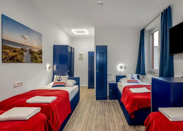 Koje Hostel *